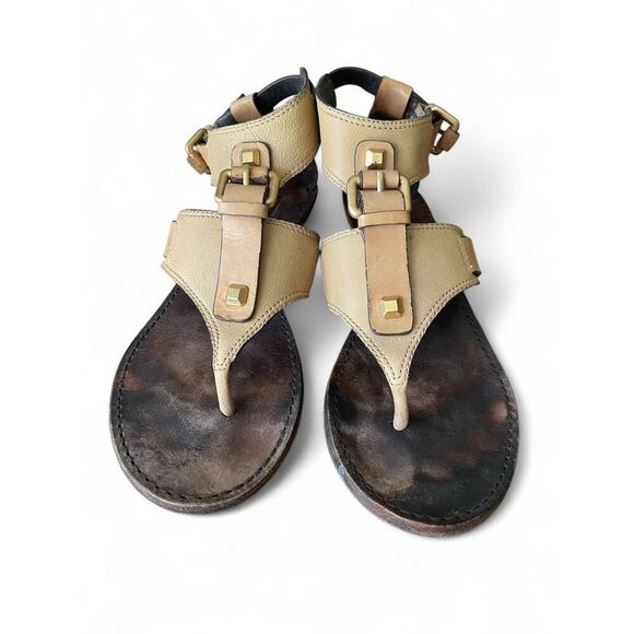 BCBMAXAZRIA Women’s Brazil Genuine Leather Sandals Size 8B Good Condition - Picture 2 of 7